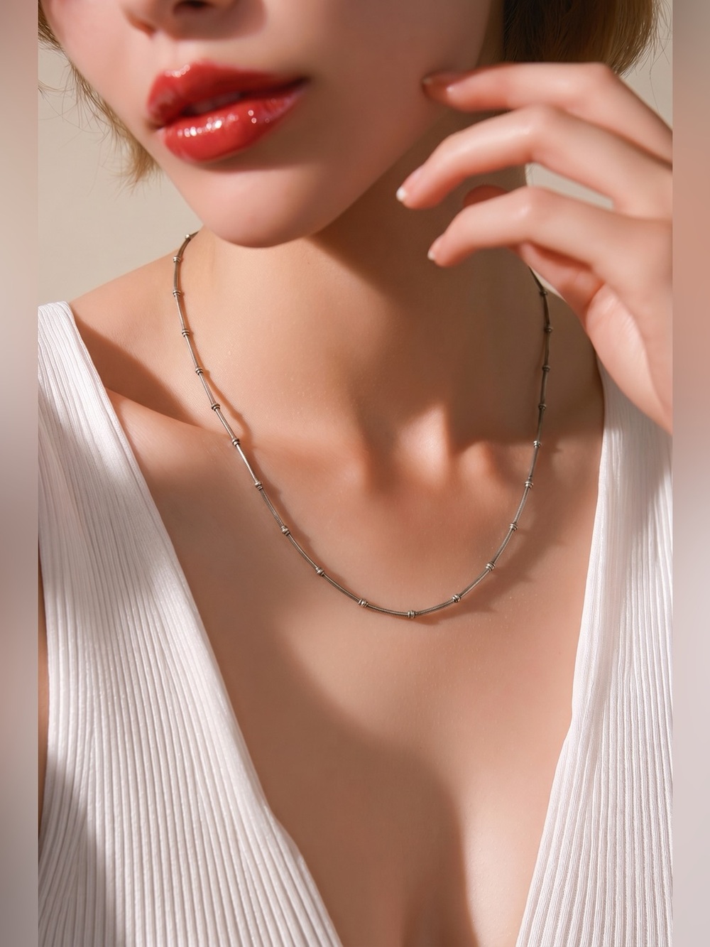 Elegant Gold Necklace